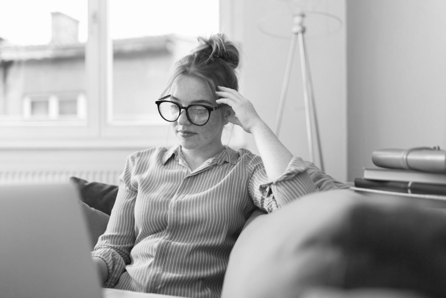 Materiale di scrittura creativa e appunti di lavoro